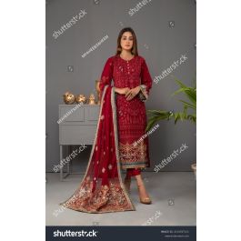 Hand Work Kanjivaram Silk Trendy Saree In Rani Colour